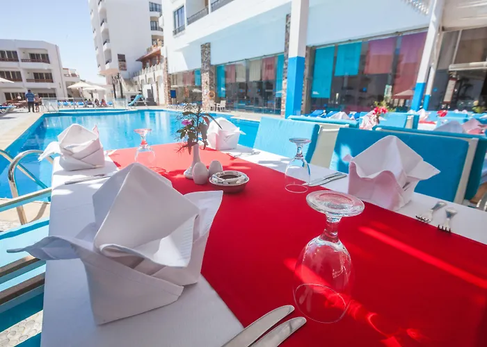 Marlin Azur Üdülőközpont 3*